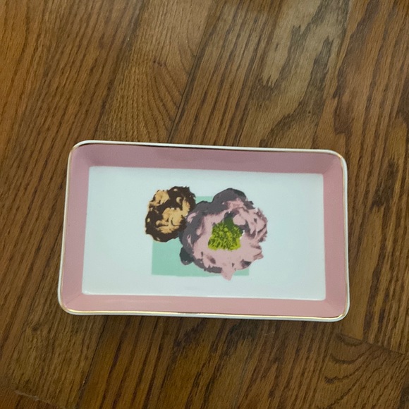 J Crew Ceramic Pink Flower Jewelry Tray Trinket Dish Pink Border Gold Tray - Picture 2 of 7